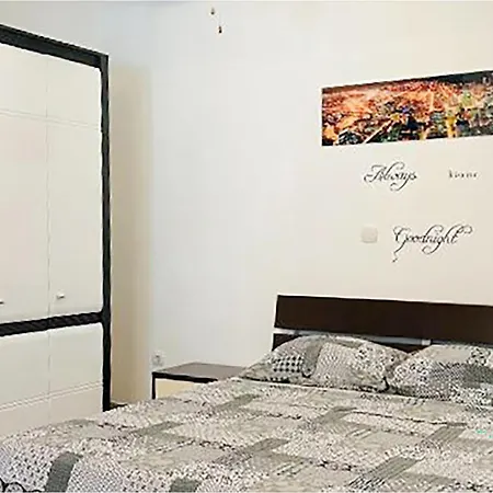 1 Bedroom Beautiful In *